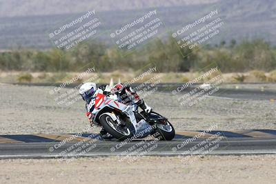 media/Nov-01-2025-CVMA (Sat) [[fc0f7531b8]]/Race 7-Formula Twins-Formula 40 UL/